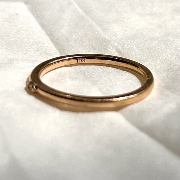 Authentic MICHAEL HILL 10k Gold Ring with Diamond - Picture 2 of 3